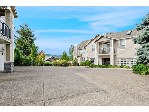 3395 Summerlinn Dr