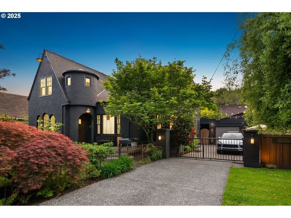 7117 SE 28th Ave Portland, OR House Sold - Photo 1 of 1. Opens carousel modal