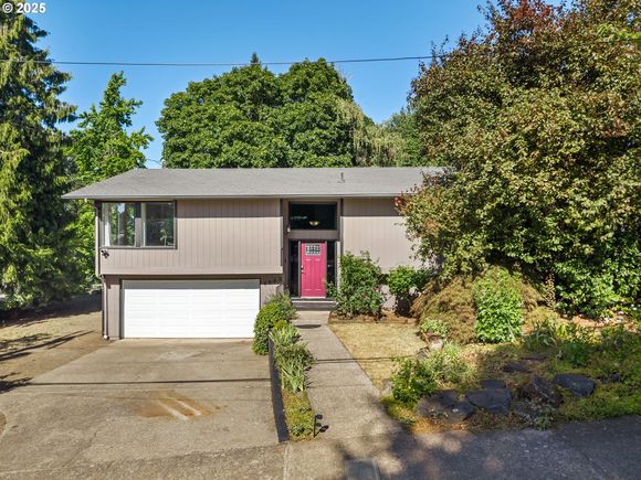 4002 Alderbrook Ave SE Salem, OR House Active - Photo 1 of 37. Opens carousel modal
