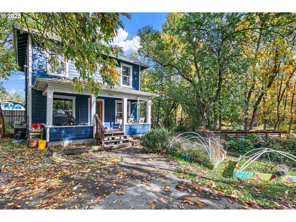 2001 Augusta St