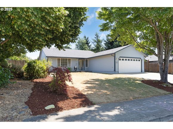 133 SE Wildwood Way MyrtleCreek, OR House Active - Photo 1 of 15. Opens carousel modal
