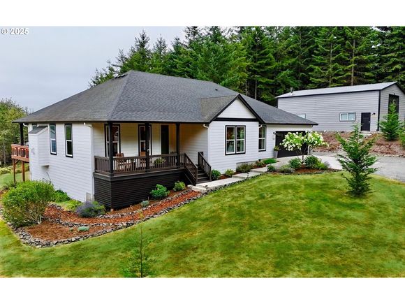 140 Grand Ridge Rd