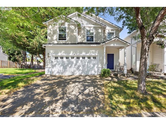 10375 SW Franklin Ln Wilsonville, OR House Active - Photo 1 of 34. Opens carousel modal