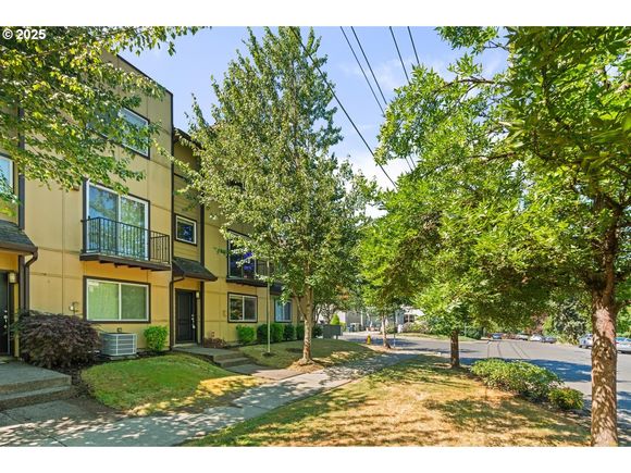 2834 SW Tranquility Ter Beaverton, OR Condo Active - Photo 1 of 35. Opens carousel modal