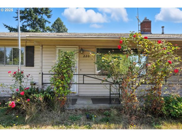 220 NE 190th Ave