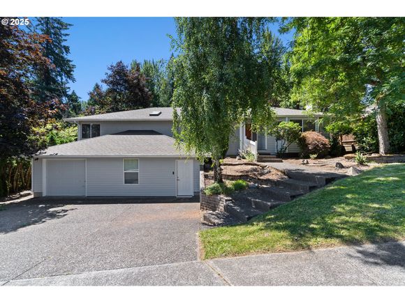 304 SE 16th St