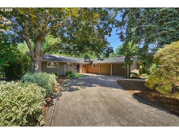 12375 SW Foothill Dr Portland, OR House Active - Photo 1 of 48. Opens carousel modal