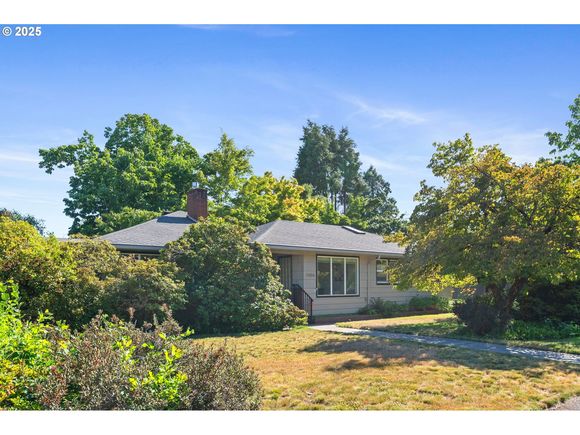 2994 Dapple Way