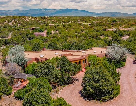 4 Columbine Santa Fe, NM House Sold - Photo 1 of 41. Opens carousel modal