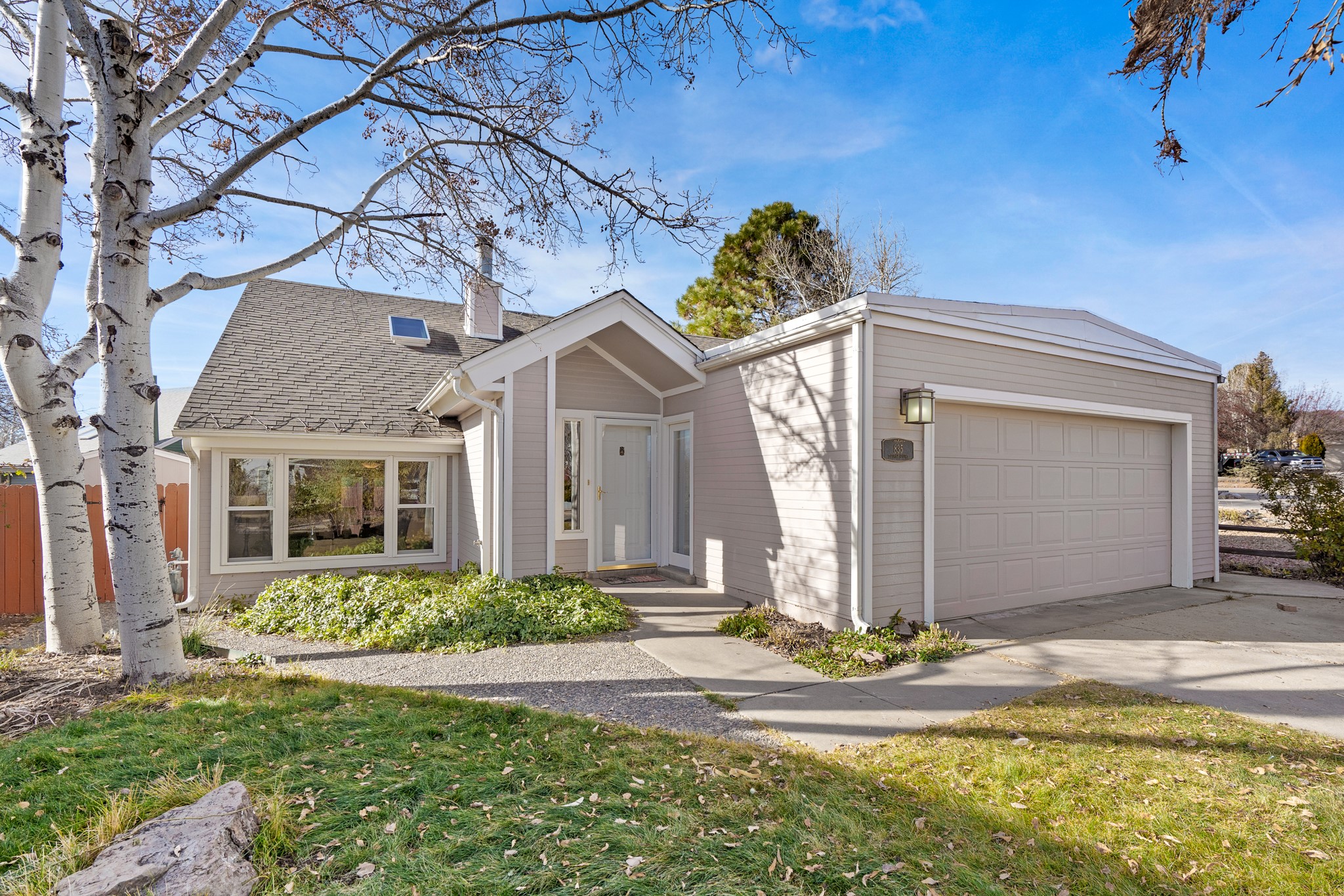 835 TIFFANY CT