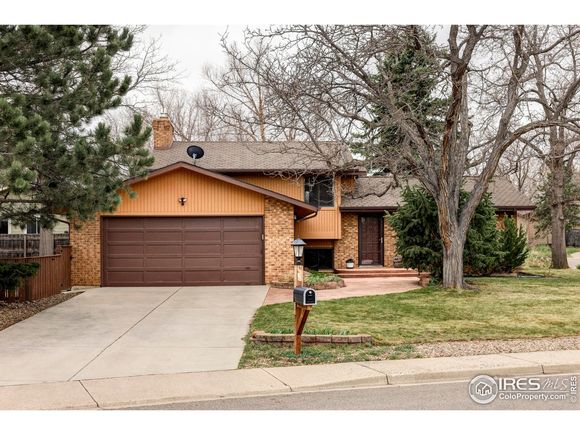 590 Yuma Cir
