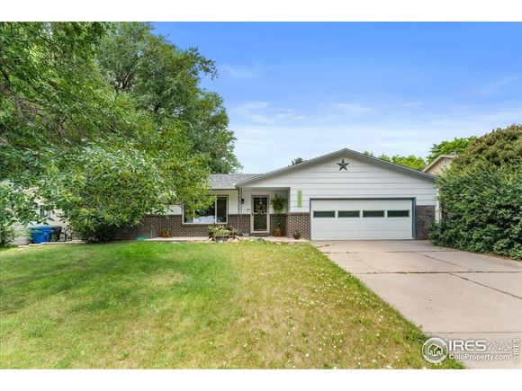 1037 Cypress Dr