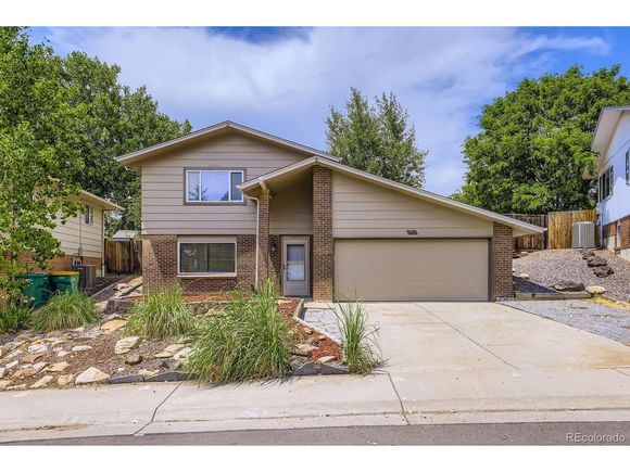 5551 W 102nd Pl
