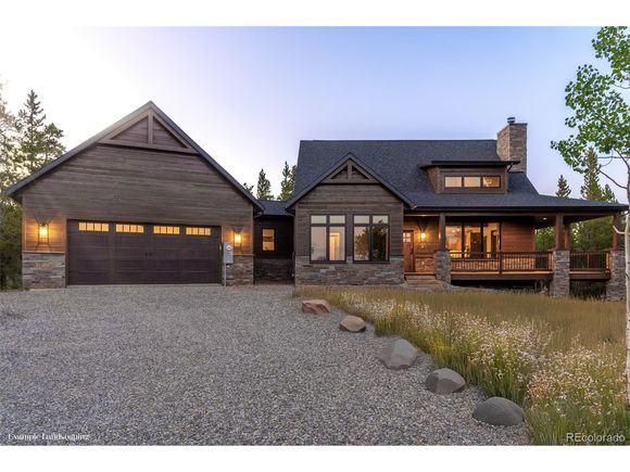 211 Foxtail Ct