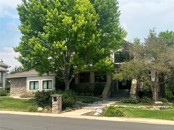 7055 W Princeton Ave