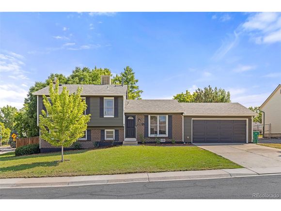 9596 Everett Ct