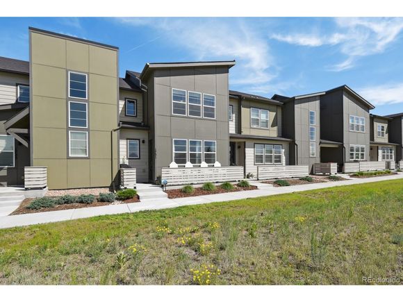 1751 Rose Quartz Hts