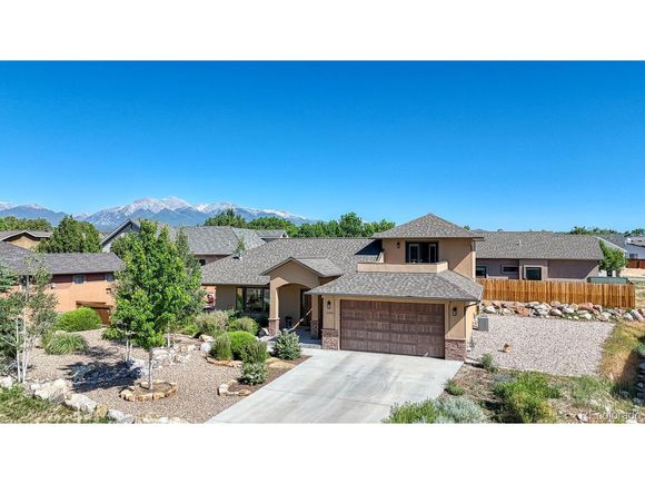 1104 E Ouray Ave