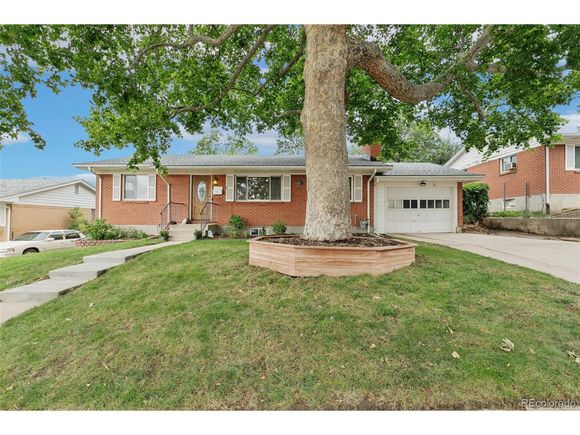 18 N Garland Ave