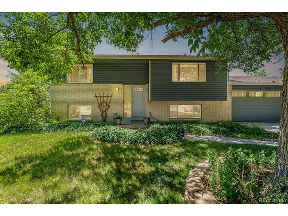 333 S Nile St Aurora, CO House Active - Photo 1 of 24. Opens carousel modal
