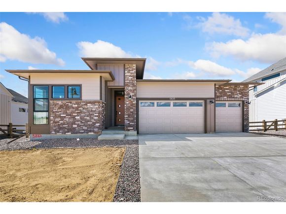 5835 Gianna Dr