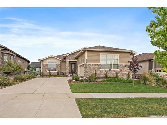 8689 S Tibet Ct Aurora, CO House Active - Photo 1 of 33. Opens carousel modal