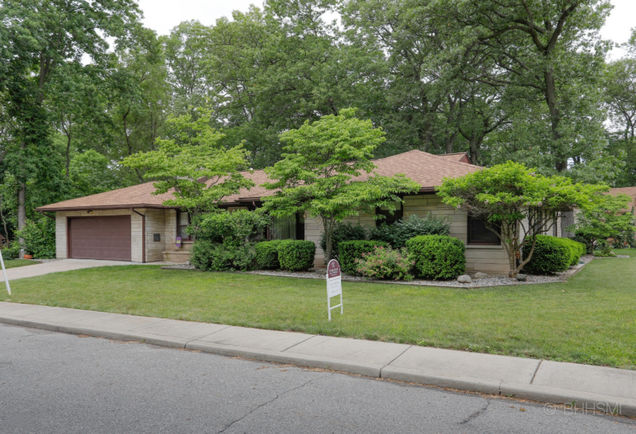 25 Crest Drive Battle Creek, MI House Sold - Photo 1 of 26. Opens carousel modal