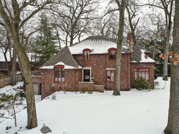 28 Woodmer Lane Battle Creek, MI House Sold - Photo 1 of 33. Opens carousel modal