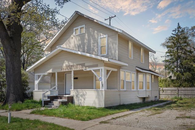 180 E Grand Avenue Muskegon, MI House Sold - Photo 1 of 34. Opens carousel modal