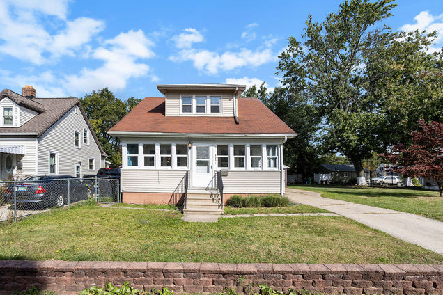 300 W Burnham Street Battle Creek, MI House Sold - Photo 1 of 20. Opens carousel modal
