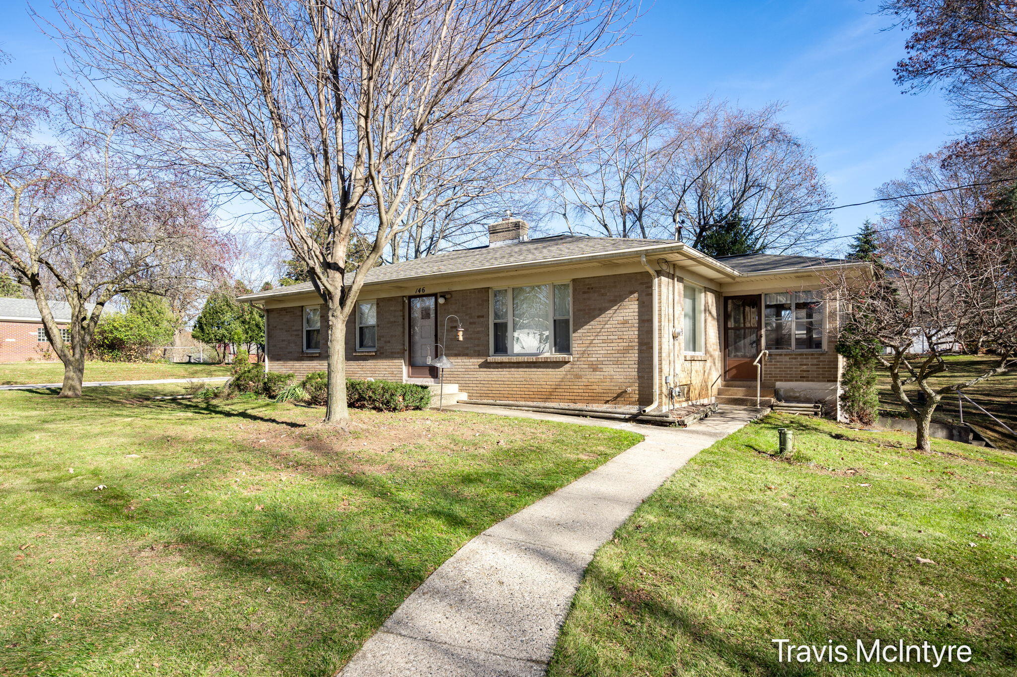 146 Collindale Ave NW, Grand Rapids, MI 49504 Estately 🧡 MLS 23142133