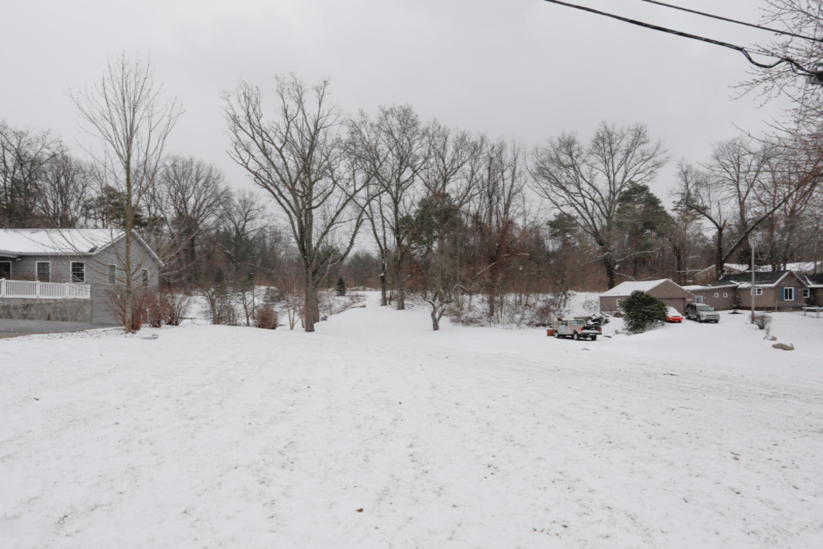 8095 Stadium Dr, Kalamazoo, MI 49009 Estately 🧡 MLS 24021606