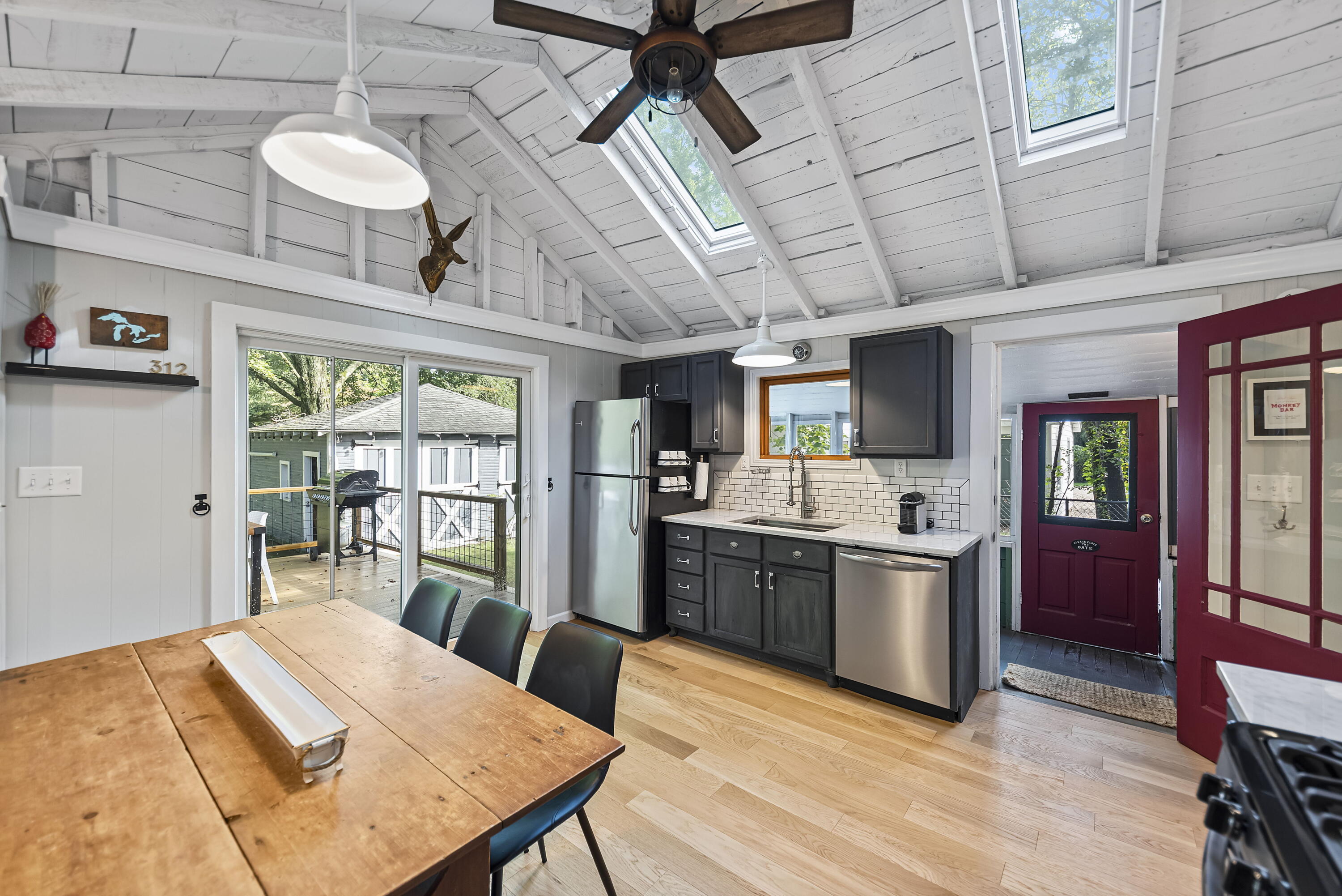 9689 Union Pier Rd, Union Pier, MI 49129 Estately 🧡 MLS 24051122