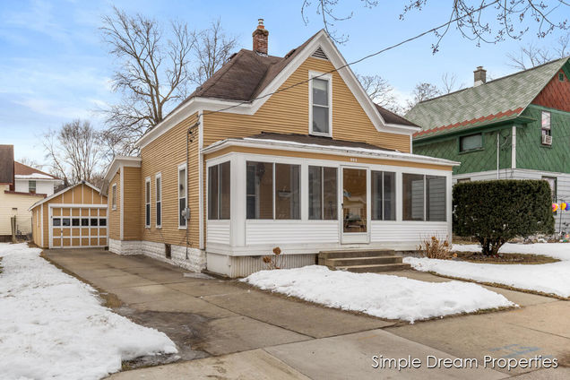 952 Adams Street SE Grand Rapids, MI House Sold - Photo 1 of 24. Opens carousel modal