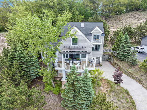 19148 Maiden Lane
