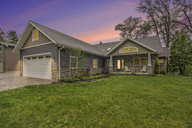 2792 Cozy Cove