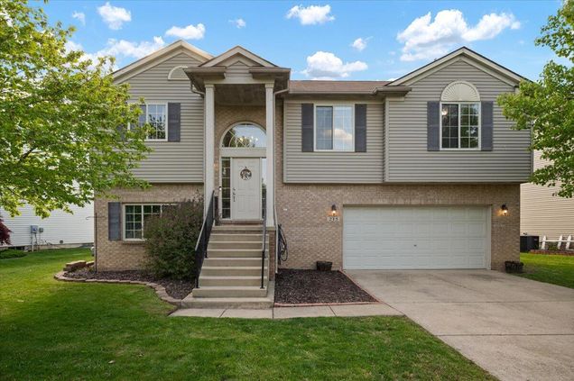 215 Caribou Run Dundee, MI House Sold - Photo 1 of 29. Opens carousel modal