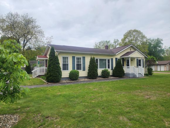 3034 Royalton Heights Road St. Joseph, MI House Sold - Photo 1 of 39. Opens carousel modal