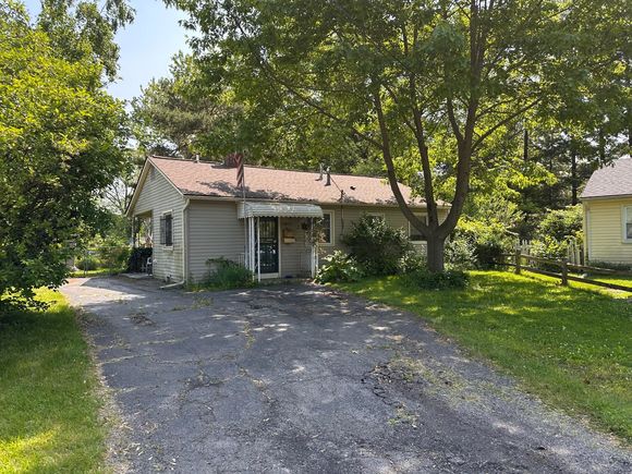 34015 Cambria Court Westland, MI House Sold - Photo 1 of 19. Opens carousel modal
