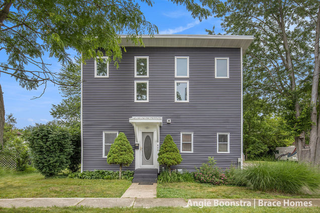 267 Center Street