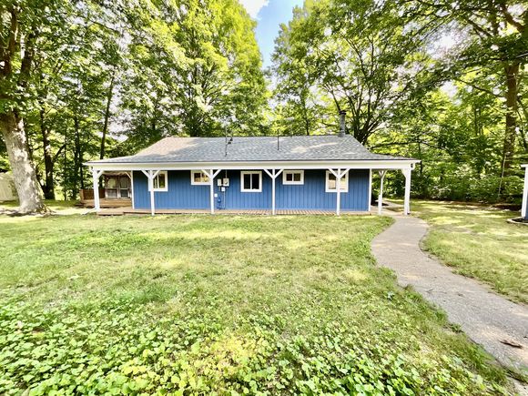 18572 Oxbow Drive Barryton, MI House Active - Photo 1 of 51. Opens carousel modal