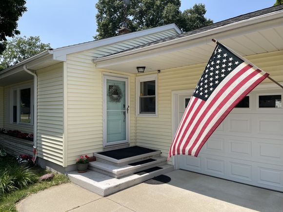 2054 Gerald Street Benton Harbor, MI House Active - Photo 1 of 37. Opens carousel modal