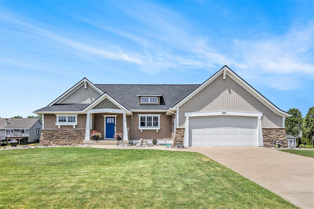 953 Golfside Court