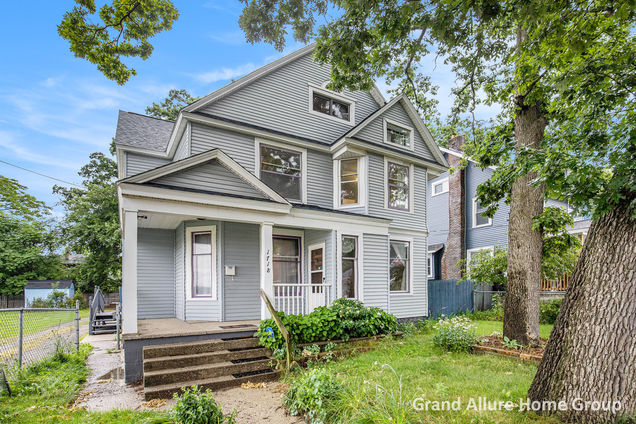 1718 Madison Avenue SE Grand Rapids, MI House Active - Photo 1 of 34. Opens carousel modal