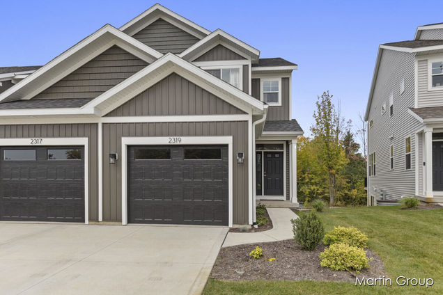 2229 Watertown Way NE