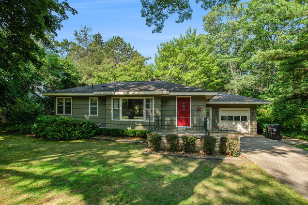 1419 N Scenic Drive