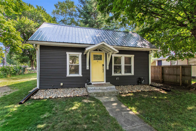 306 Arctic Street