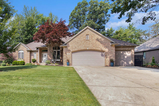 7839 Oak Tree Lane Hudsonville, MI House Active - Photo 1 of 37. Opens carousel modal