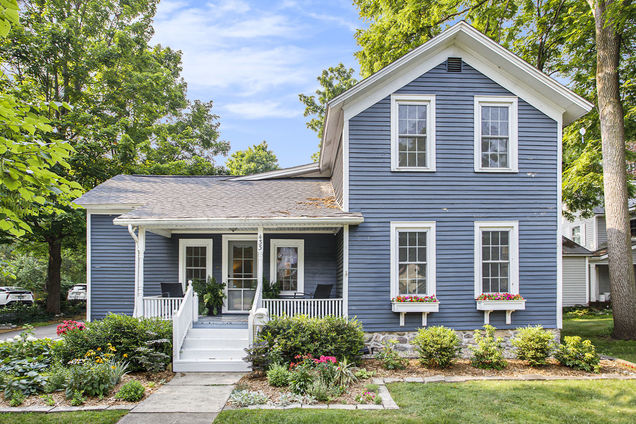 433 W Bridge Street Plainwell, MI House Active - Photo 1 of 21. Opens carousel modal