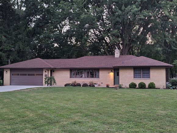 811 Thomas Street Plainwell, MI House Active - Photo 1 of 36. Opens carousel modal